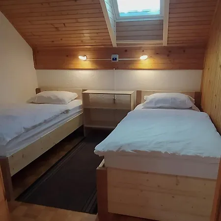 Apartma Jezerka Cerknica